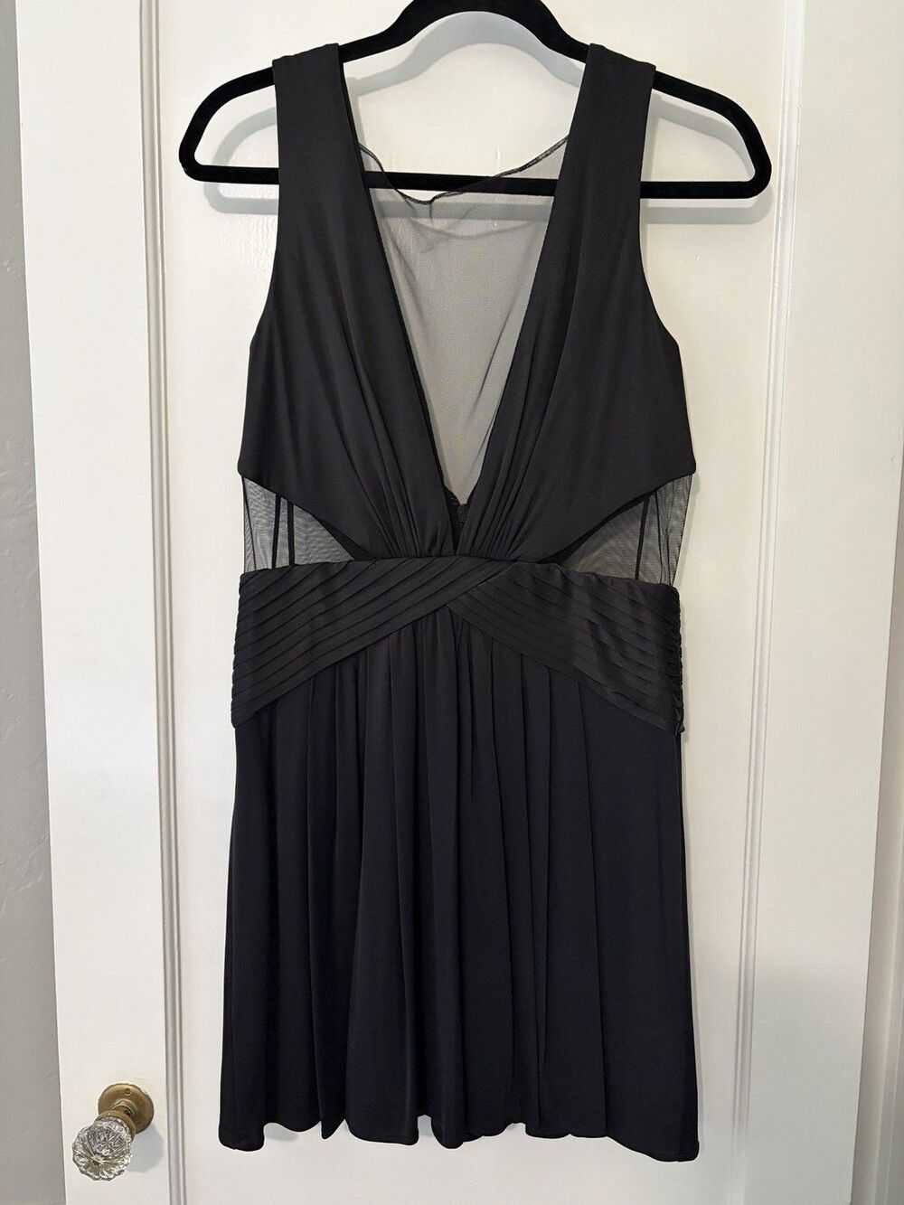 BCBGMAXAZRIA Lacee Dress Medium Black Mesh Sheer V-neck Fit & Flare Mini EUC